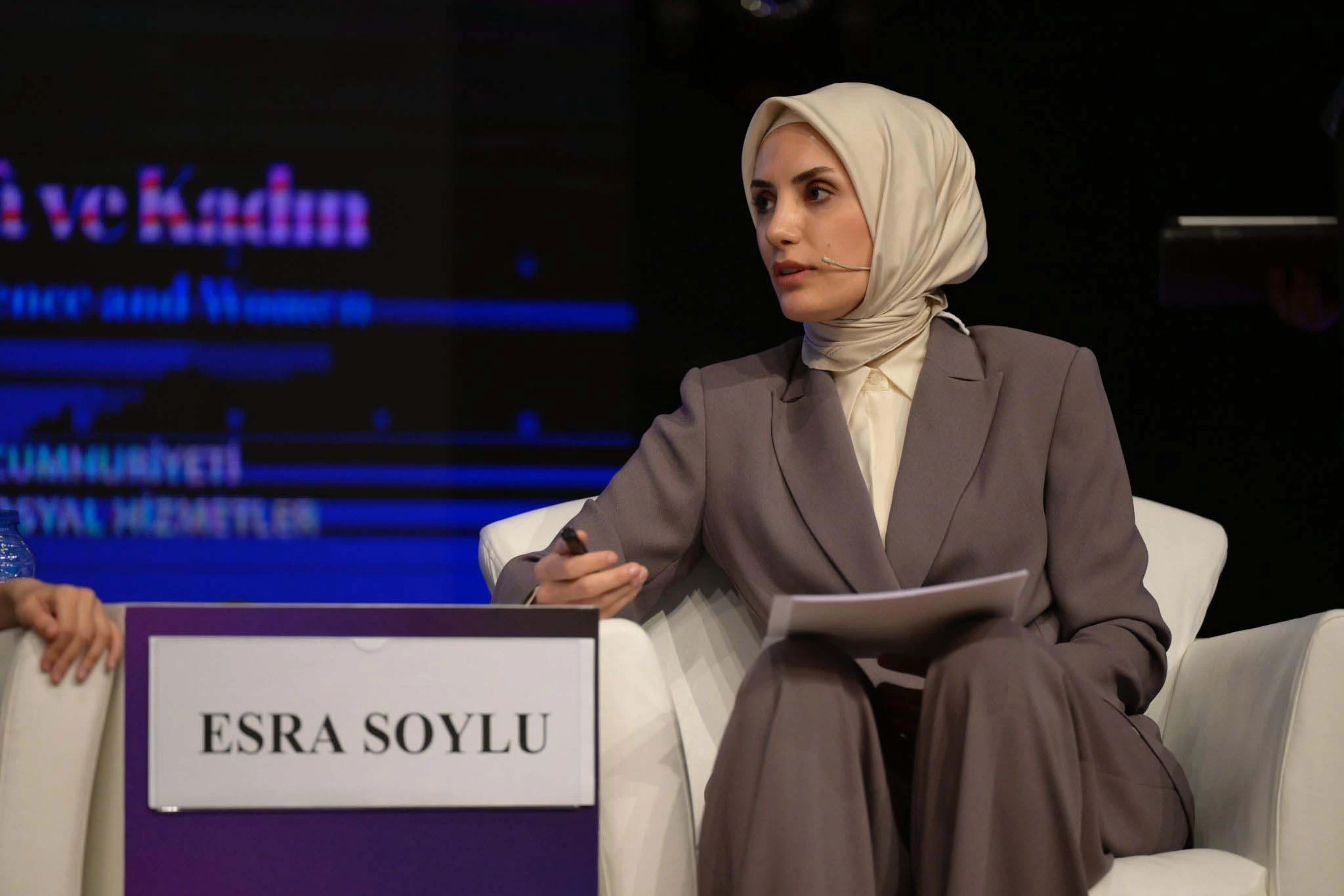 Kişilik Haklarının Korunması Çerçevesinde Sanal Evrenler Esra Soylu